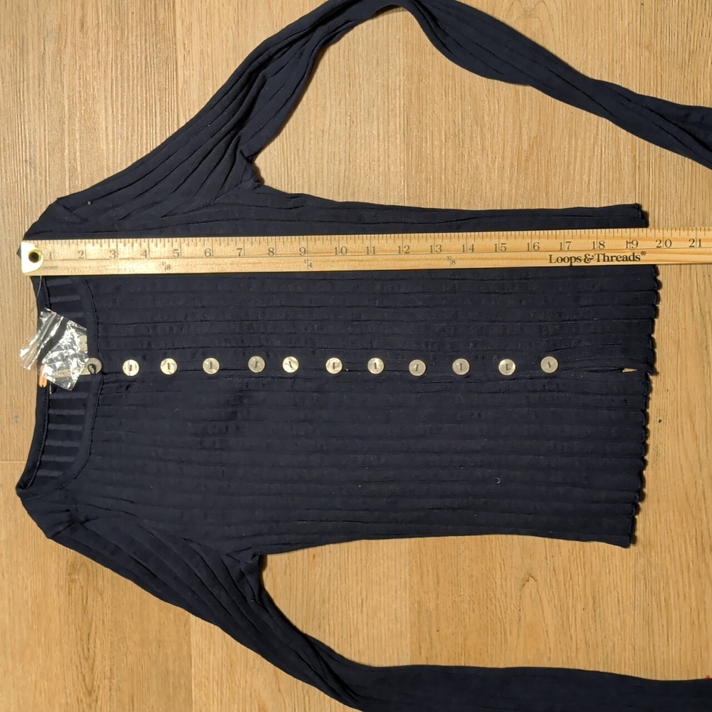 Free People NWOT Tilly Rib Long Sleeve Button Up Top in Navy sz SML & XS - Picture 14 of 14